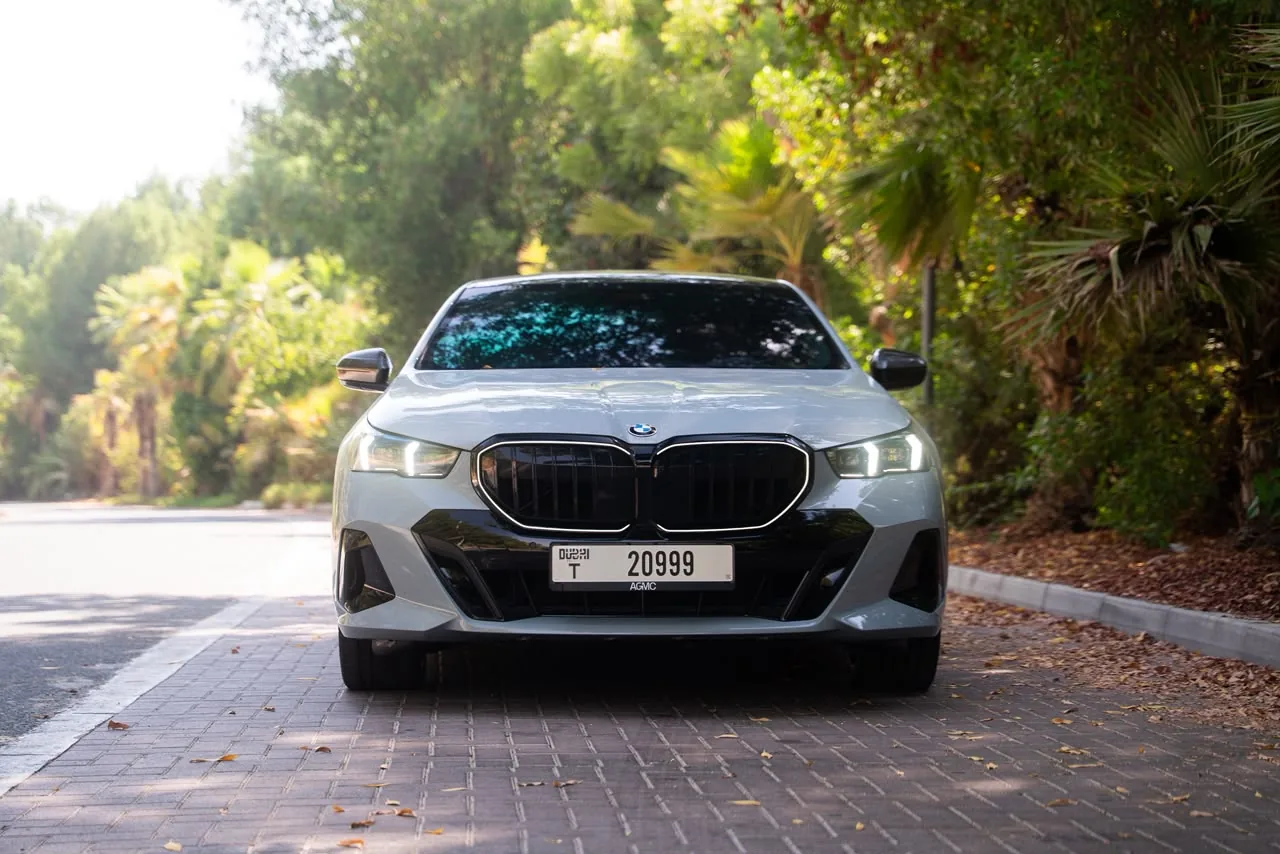 BMW 530i M Sport Pro 2026 — photo 2