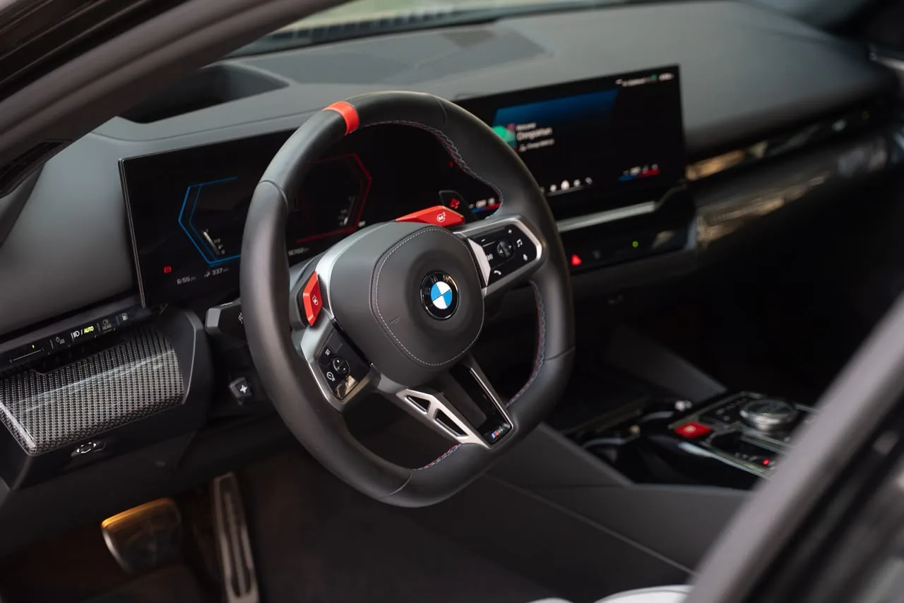 BMW M5 G90 2026 — photo 5