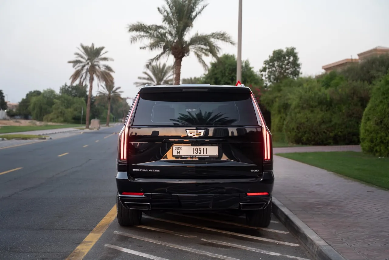 Cadillac Escalade Platinum 2026 — photo 4