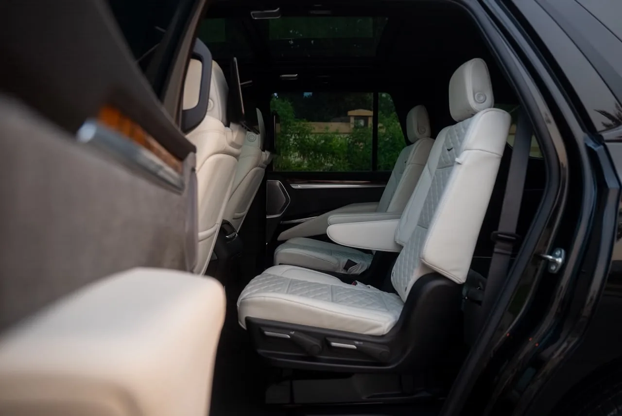 Cadillac Escalade Platinum 2026 — photo 5
