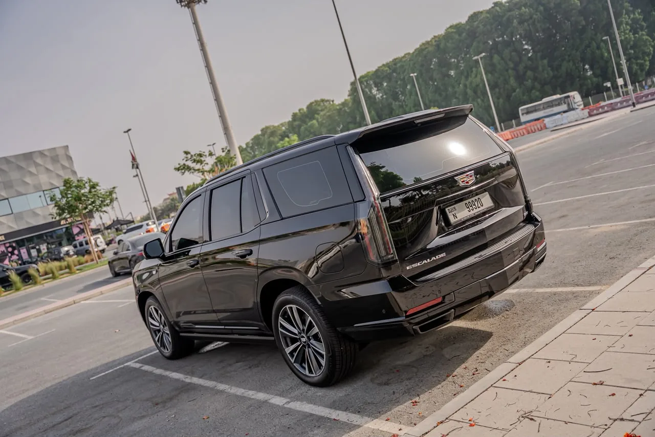 Cadillac Escalade Sport 2025 — photo 3