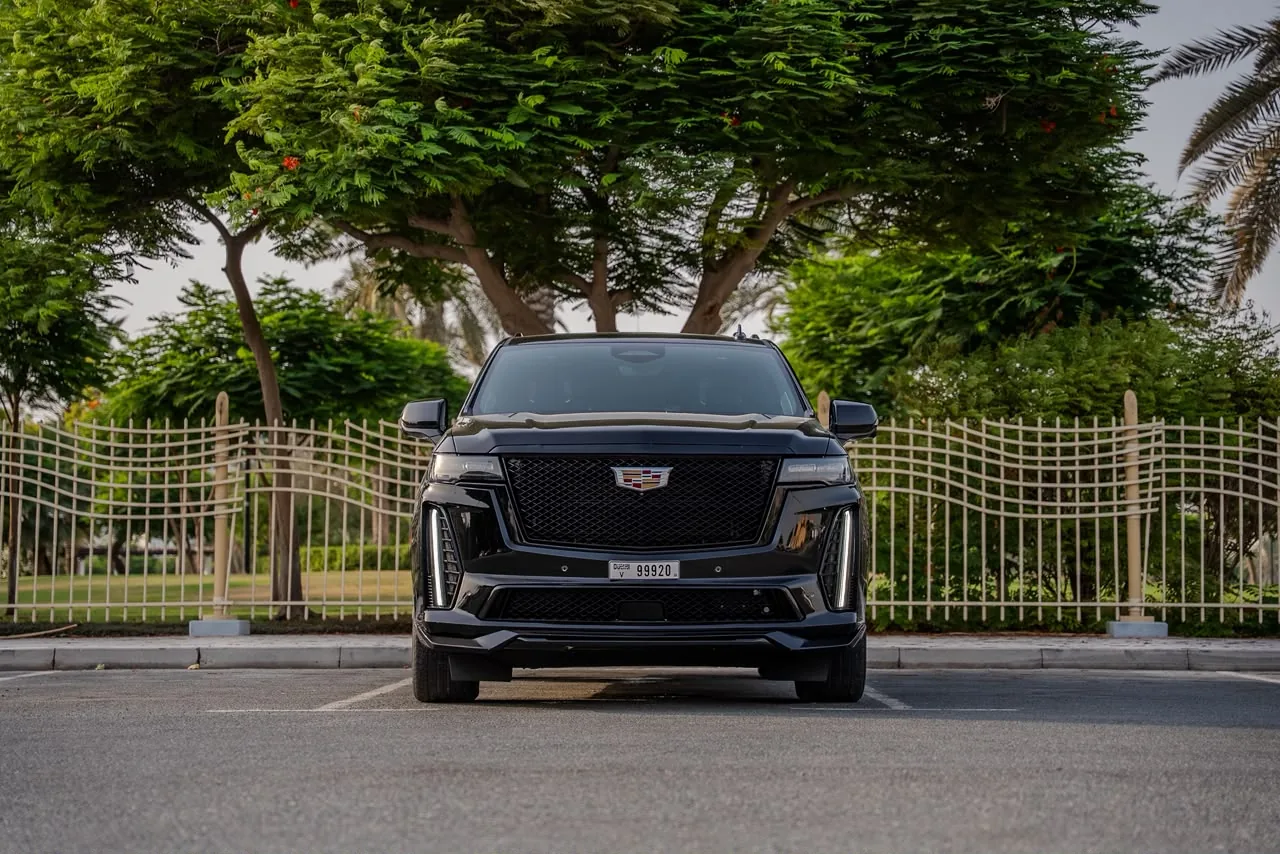 Cadillac Escalade V 2023 — photo 2