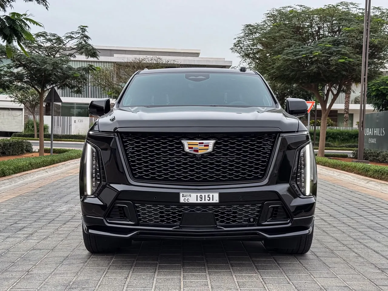 Cadillac Escalade V 2026 — photo 2