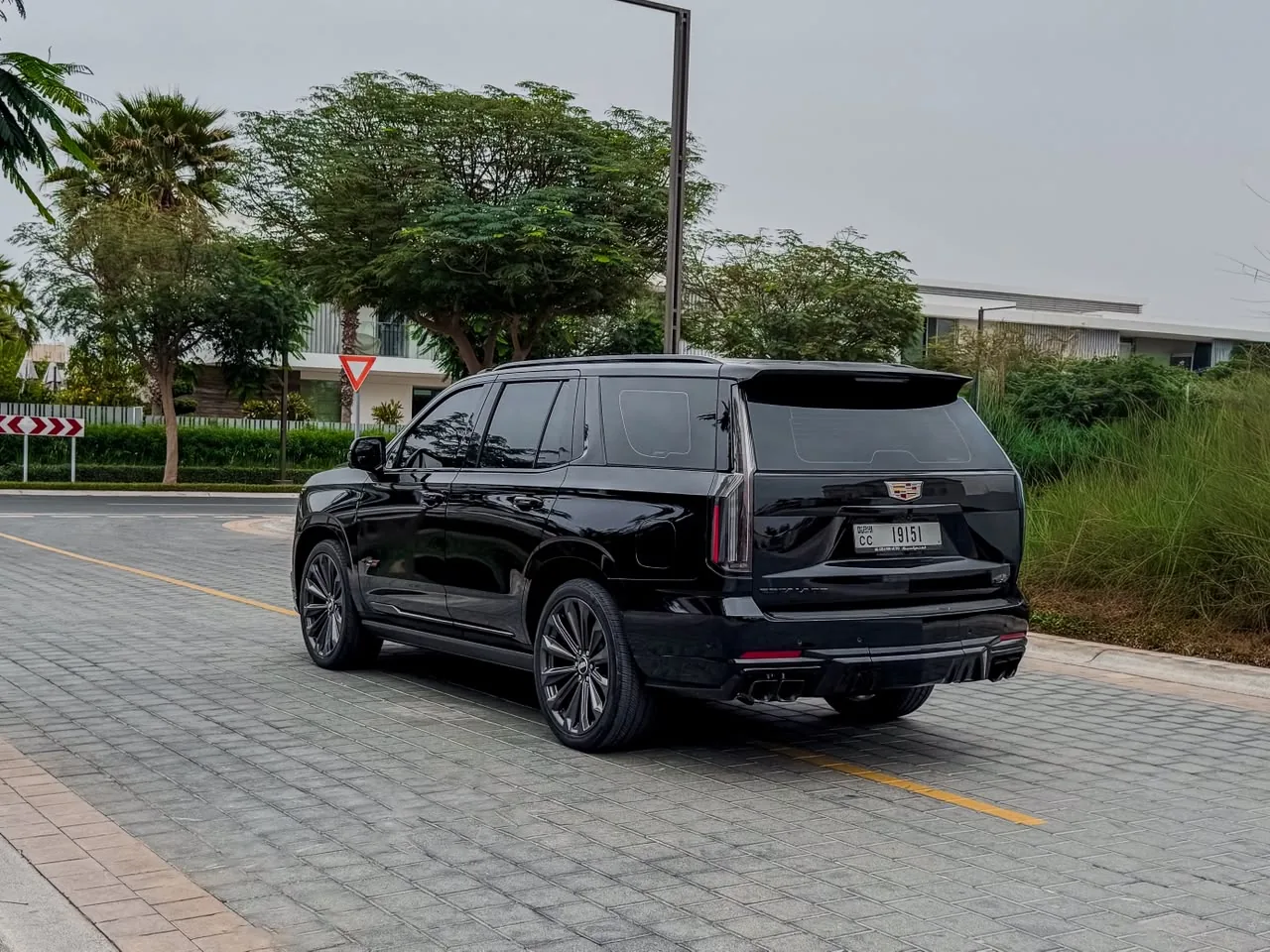 Cadillac Escalade V 2026 — photo 3