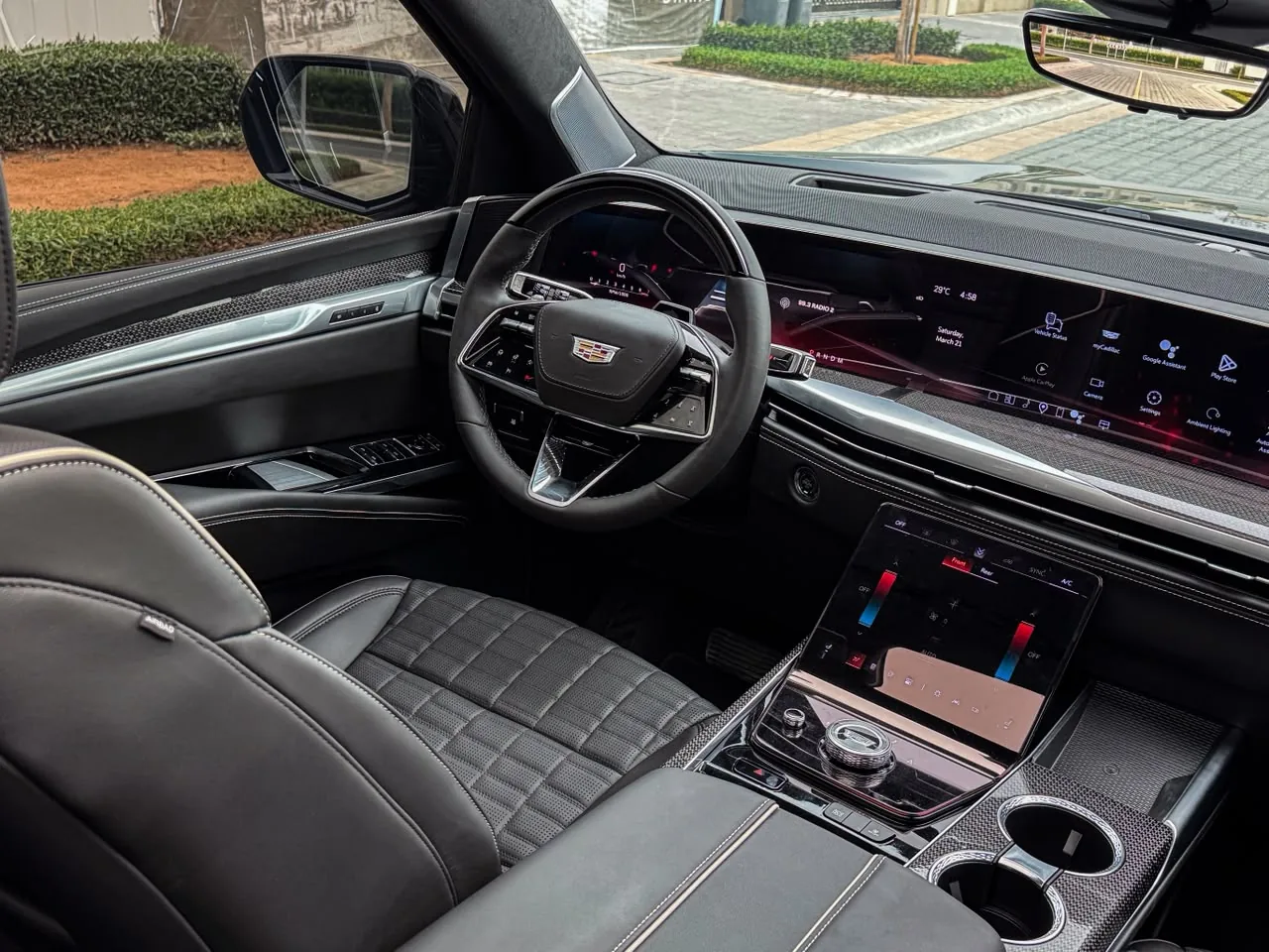 Cadillac Escalade V 2026 — photo 4
