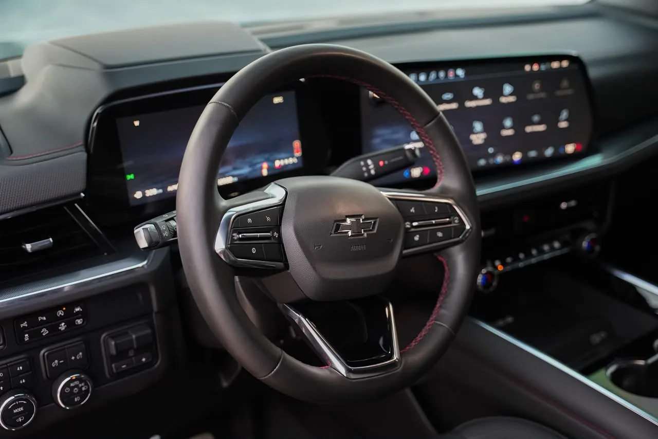 Chevrolet Tahoe RST 2025 — Black Interior — photo 5
