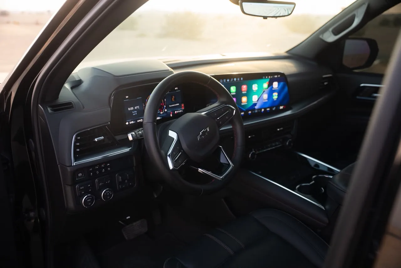 Chevrolet Tahoe RST 2025 — Red Stitch Interior — photo 5