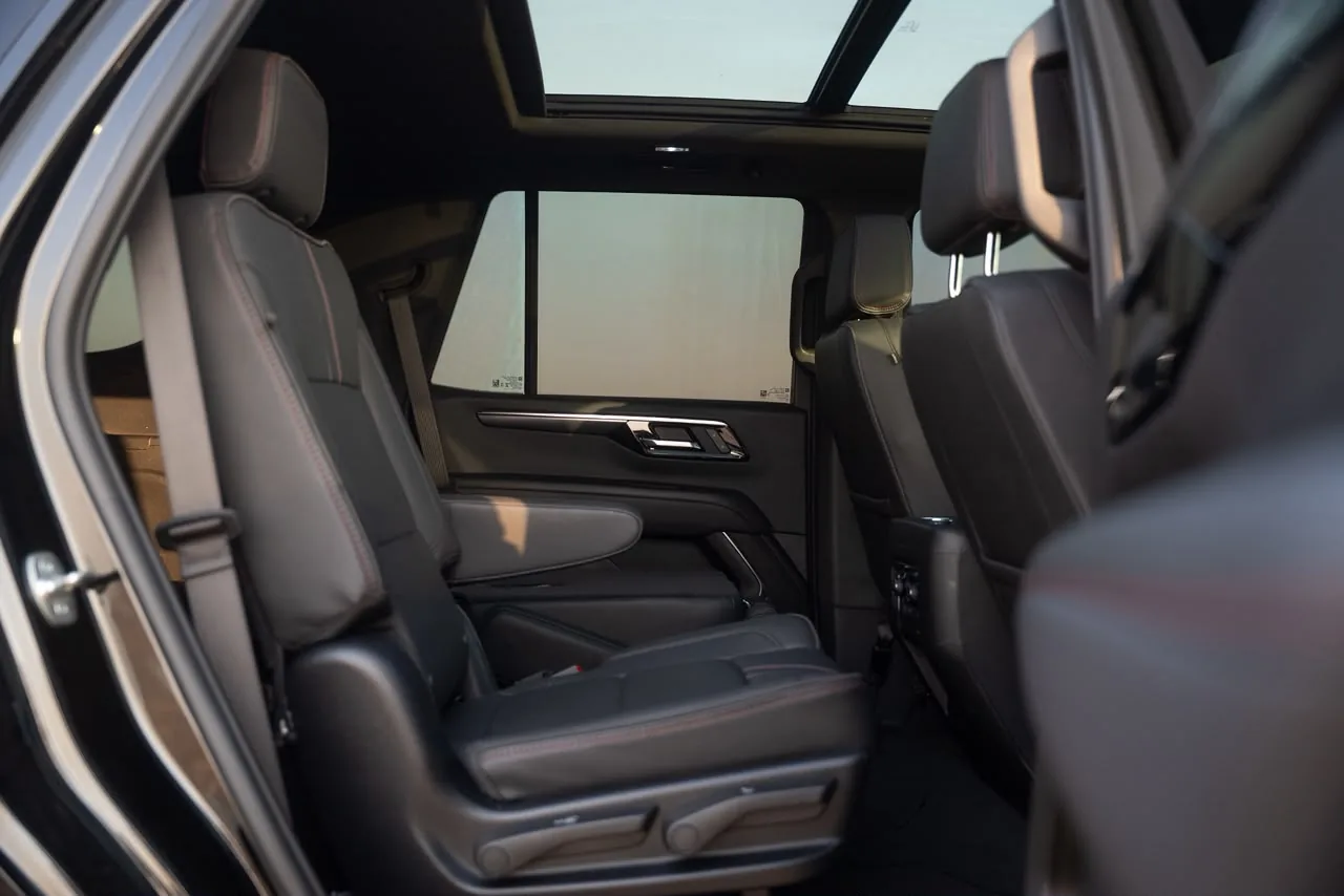 Chevrolet Tahoe RST 2025 — Red Stitch Interior — photo 6