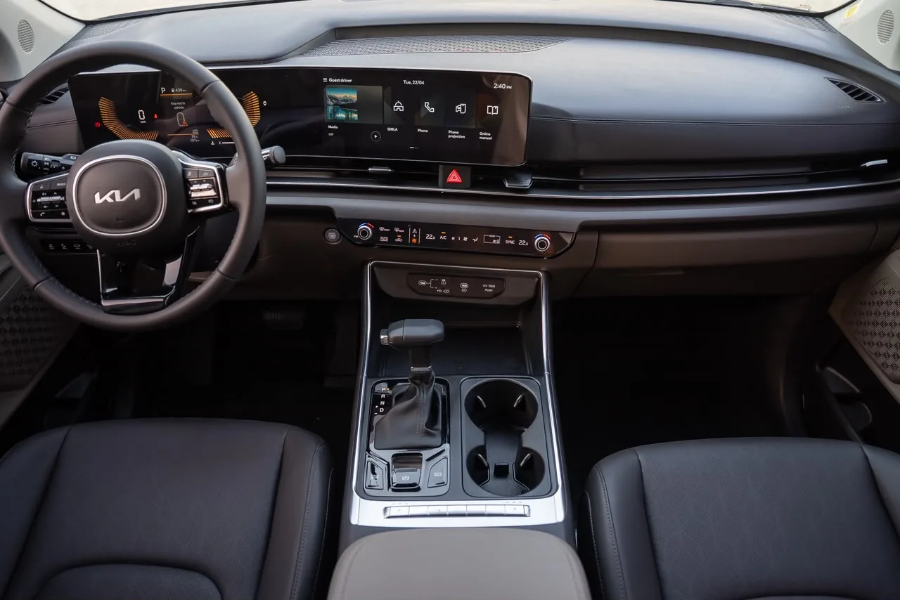 Kia Carnival 2025 — photo 3