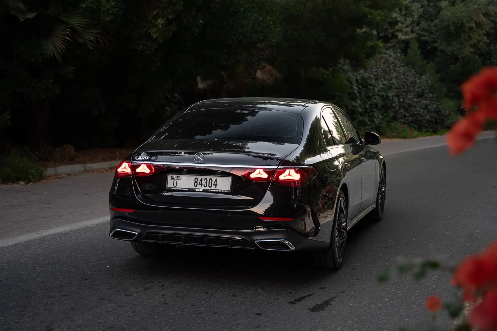Mercedes-Benz E300 2025