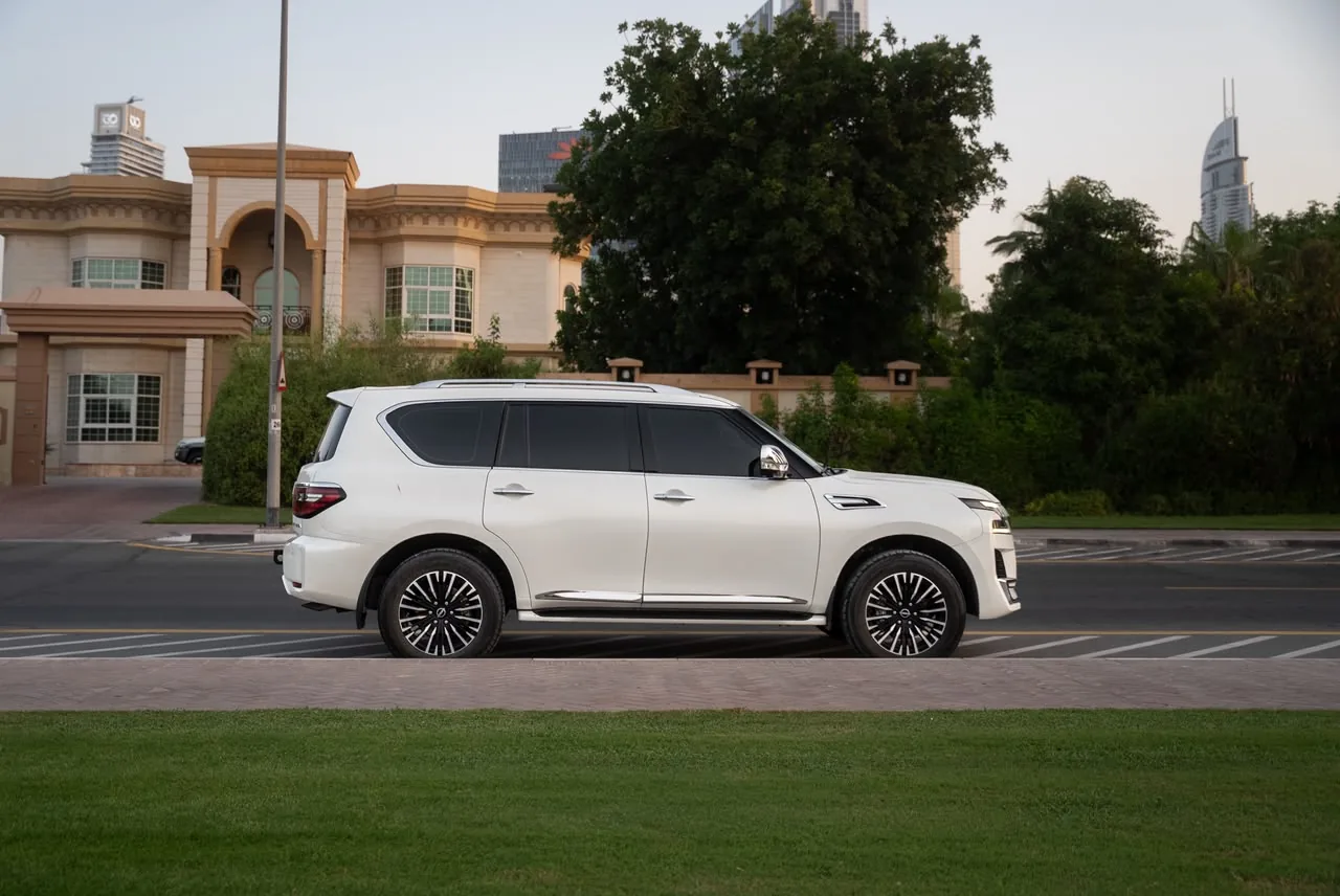 Nissan Patrol 2024 — photo 3