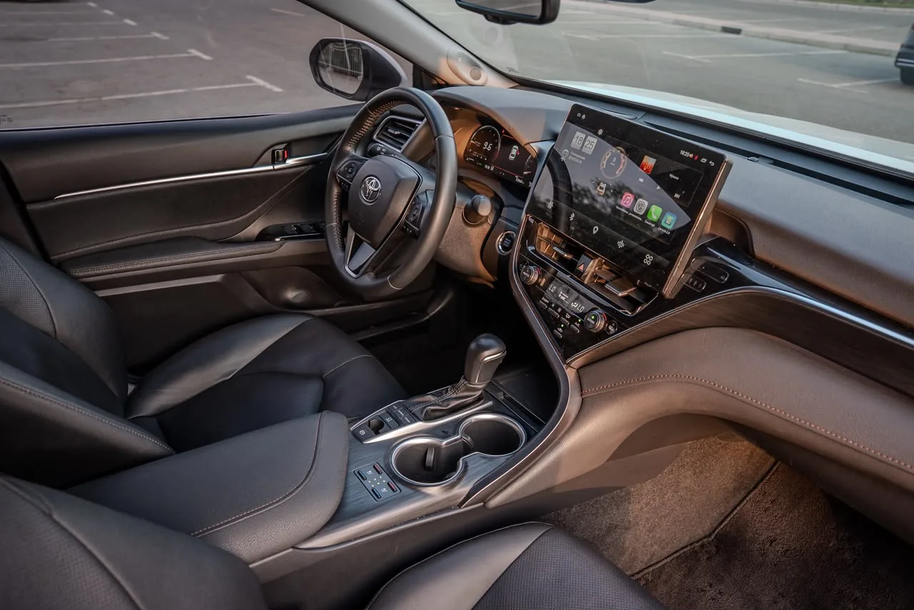Toyota Camry 2024 — photo 5