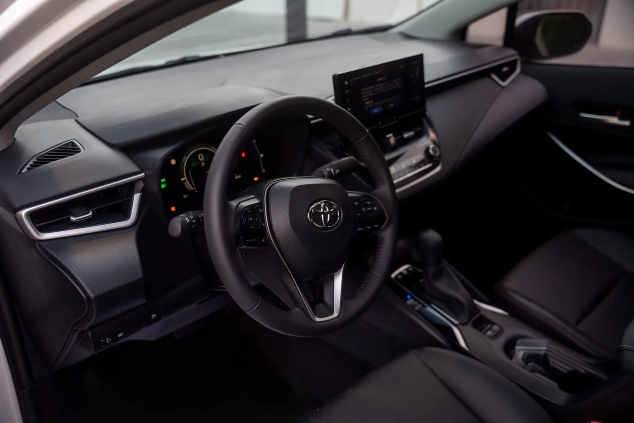 Toyota Corolla 2026 — photo 3